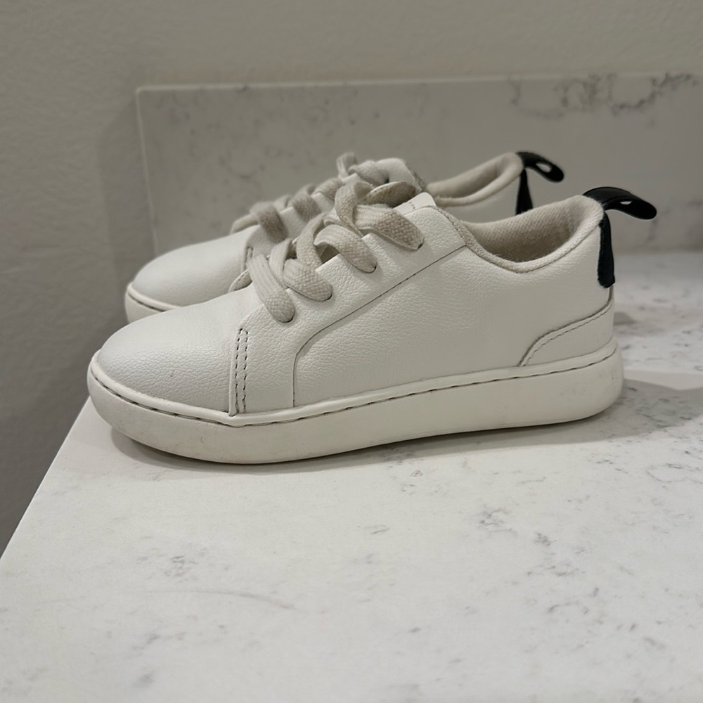 Zara boys kids sneakers size 26 (9.5) used